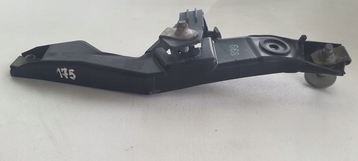 фото №6, Тримач праві бампера заднього jaguar i-pace