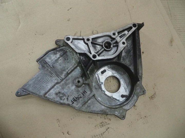 фото №9, Hyundai h1 2.5 td d4bf крепление насоса впрыскивающая