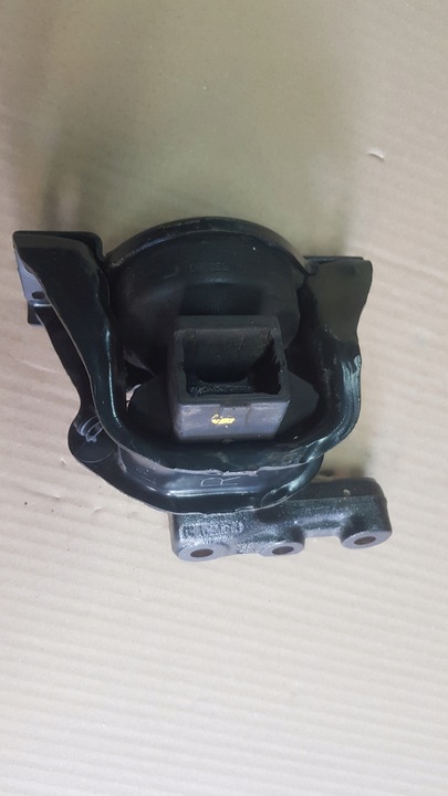 фото №6, Peugeot 208 c-3 крепление лапи двигателя 9671185380