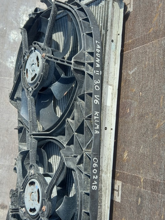 фото №2, Laguna ii 3.0 комплект радиатор