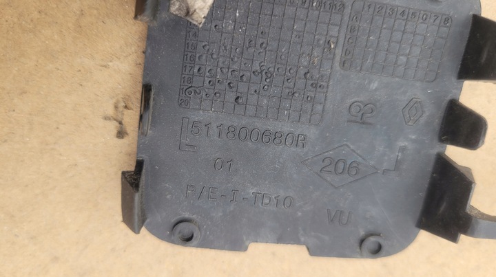 фото №3, Renault trafic iii 14- заглушка бампера фаркоп перед 511800680r // 101