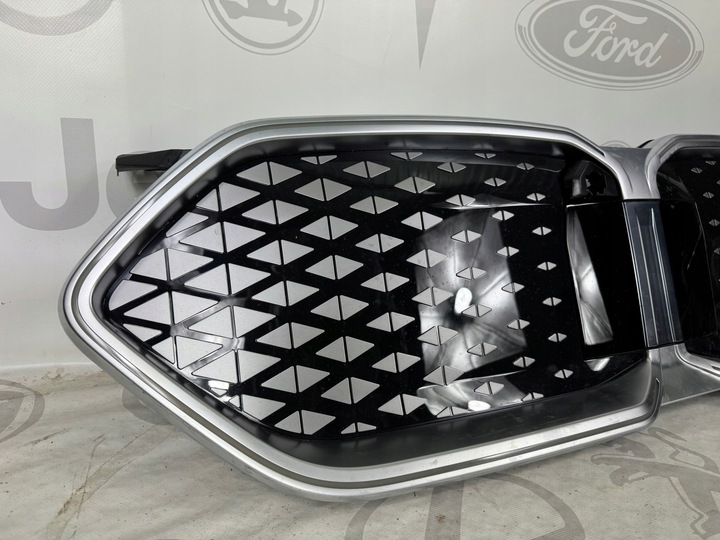 фото №2, Решётка бампера решётка радиатора bmw x2 ix2 u10 решётки радиатора рамка led 5a4b3d3 5a35ba9 новый