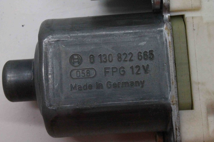 фото №8, Двигунчик скла передніх лівих двері jeep renegade off-road bu