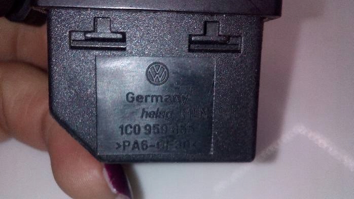 фото №7, Панель стёкла левый перед vw new beetle 9c 1c0959855