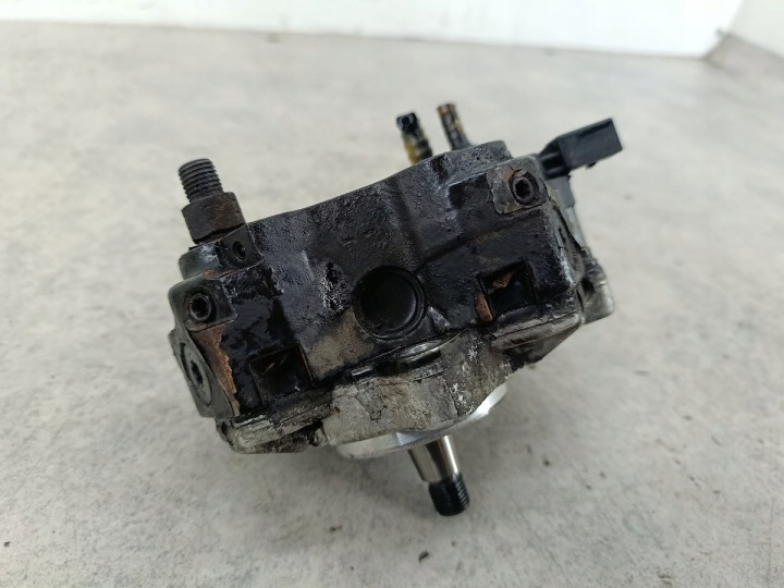 фото №10, Насос топливная рейка bmw 3 e46 fl 7788670 0445010045 bosch 2.0 d 320d