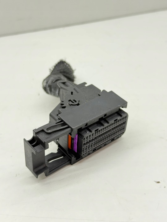 фото №5, Audi volkswagen skoda штекер разъём соединитель + шланг 4h0906235 7p6906235