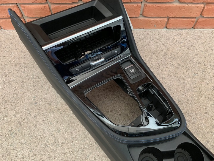 фото №5, Bmw 2 f45 f46 туннель подлокотник синяя nic