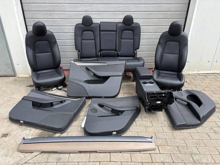 фото №1, Tesla модель y сидіння сидіння салон обшивки шкіра 2024r. eu.