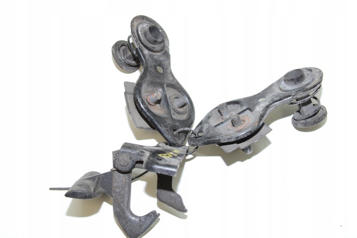 фото №4, Засув ручка капота mercedes w209 clk a2098800164