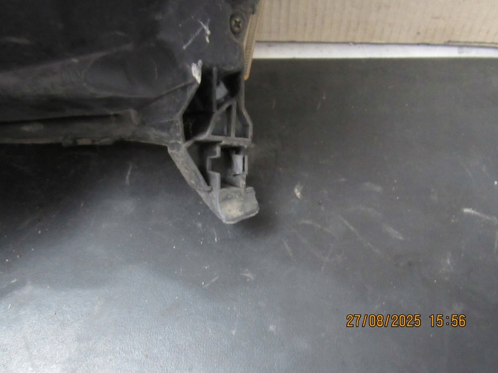 фото №6, Лампа правий перед ксенон avensis t25 eu оригінал