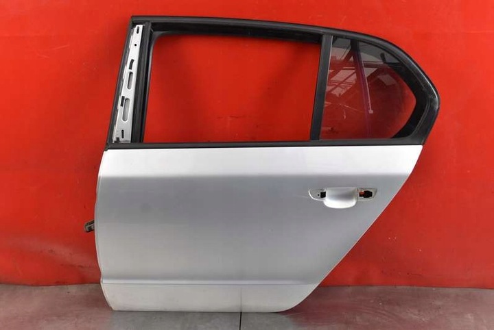 фото №1, Двері ліві зад задні la7w skoda superb 2 ii hb рестайлінг 13-15