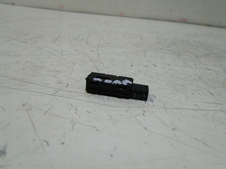 фото №3, Opel adam лампа освещение интерьера 13368365