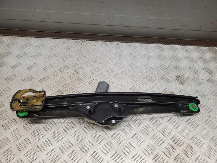 фото №5, Bmw x5 f15 2016 зад сторона права електричний підйомник вікна двері задніх