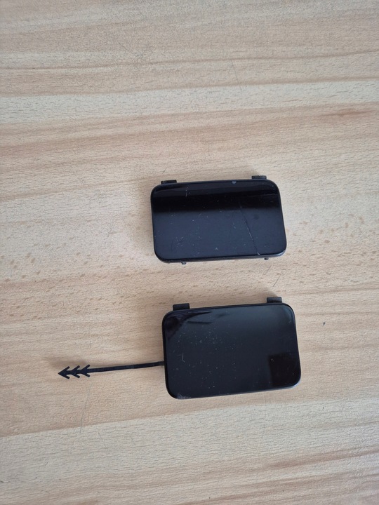 фото №1, Audi q5 8r 08-12 заглушка бампера фаркоп зад 8r0807449a