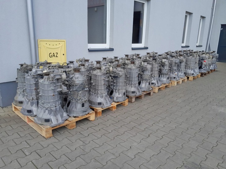 фото №10, Коробка передач коробки передач 6 iveco daily 3.0 14 8873780 тип 2840.6 10p19