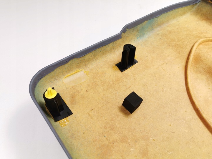 фото №7, Боковина двері праві перед ford fiesta mk4 оригінальний номер 1021505