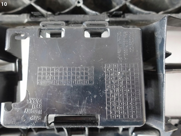 фото №11, Audi q3 ii 2 f3 83a 18- решітка середня нижня решітка перед 83a807683a