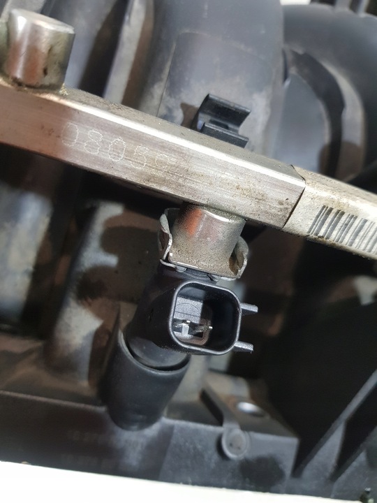 фото №9, Колектор всмоктуючий форсунки 55564933 opel astra h zafira b vectra c 1.6b z16xer