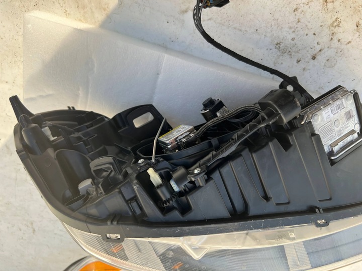 фото №10, Лампа ліва volvo xc60 v60 s60 2010 ксенон поворотний