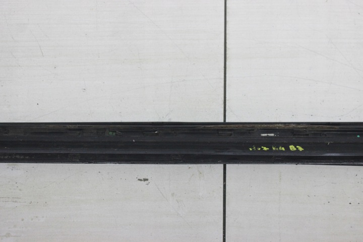 фото №6, Audi a4 b7 планка двері правих переднє праві перед нижня s-line