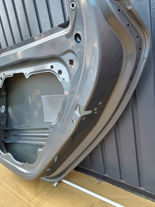 фото №11, Volvo v40 xc40 2012 двері праві зад задні оригінальний номер