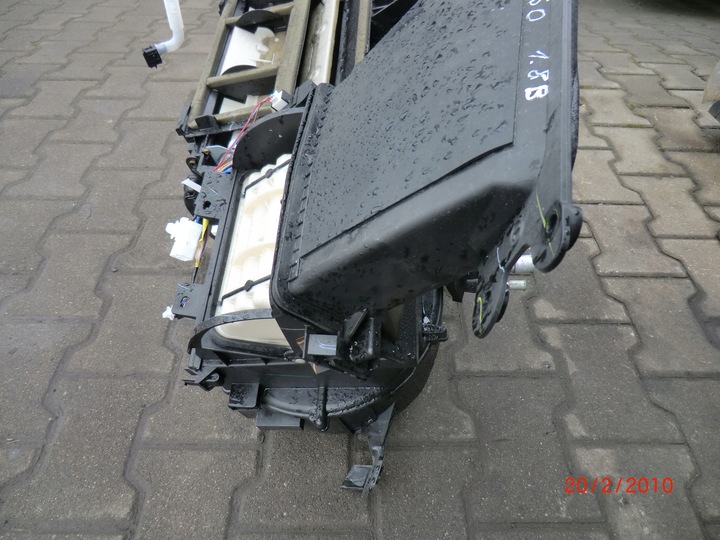 фото №5, Toyota verso ii 04-09 корпус нагревателя европа