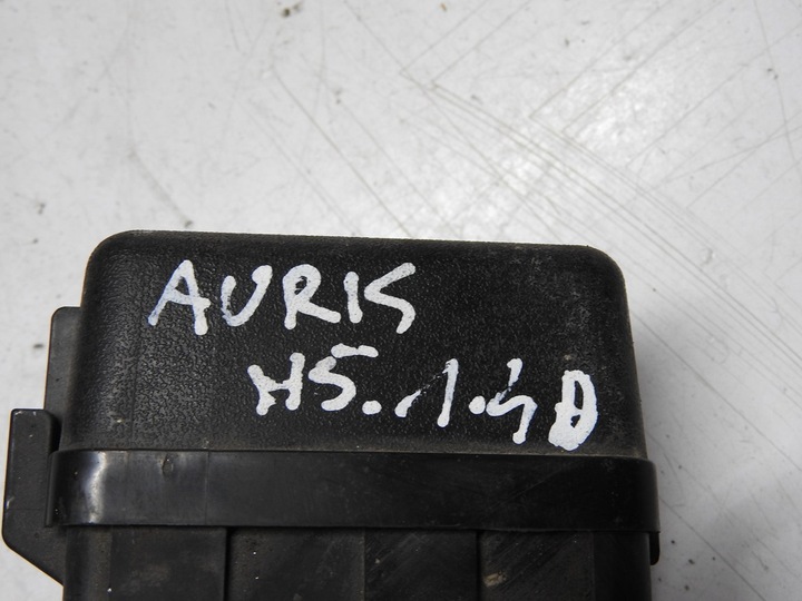 фото №5, Toyota auris i 06-09 5d 1.4 d4d коробка запобіжників 90080-87019