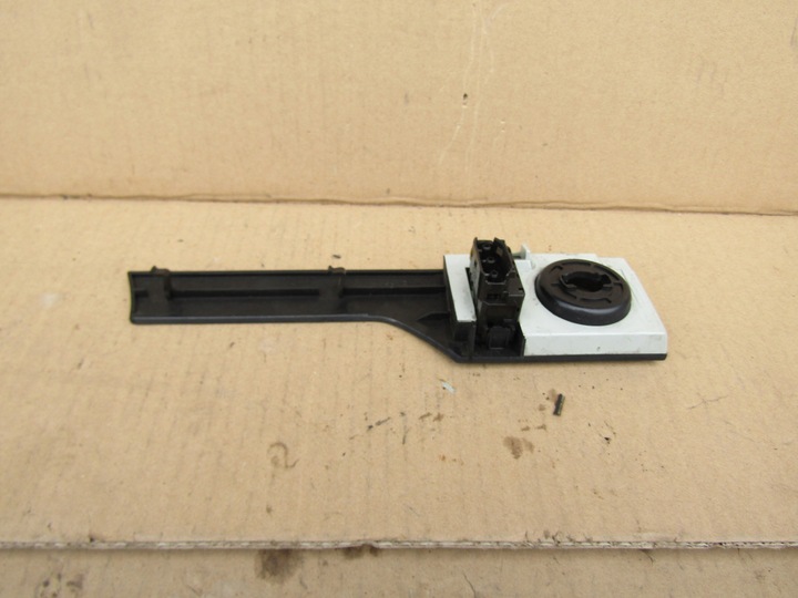 фото №7, E7 mercedes w124 89-96 защита выключателя света консоли панели распределительной