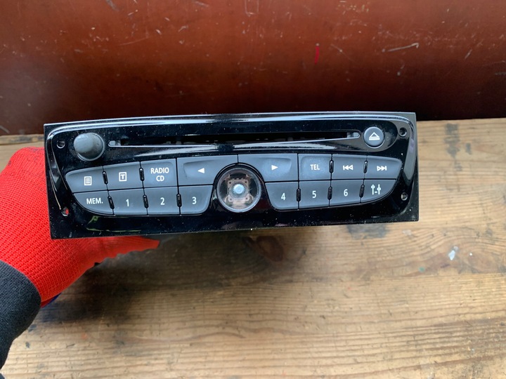 фото №1, Радіо cd заводські 281151921r renault clio