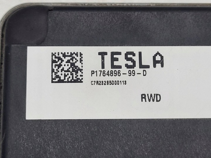 фото №8, 2024 tesla модель y другие электронные блоки управления 176489699d