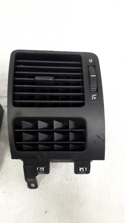фото №10, Vw touran решітка повітропровід консолі 2003-2010 1t0819703a 1t0819704a