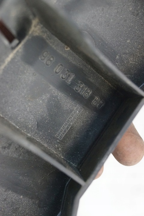 фото №10, Ползун бампера зад citroen ds5 9803131880