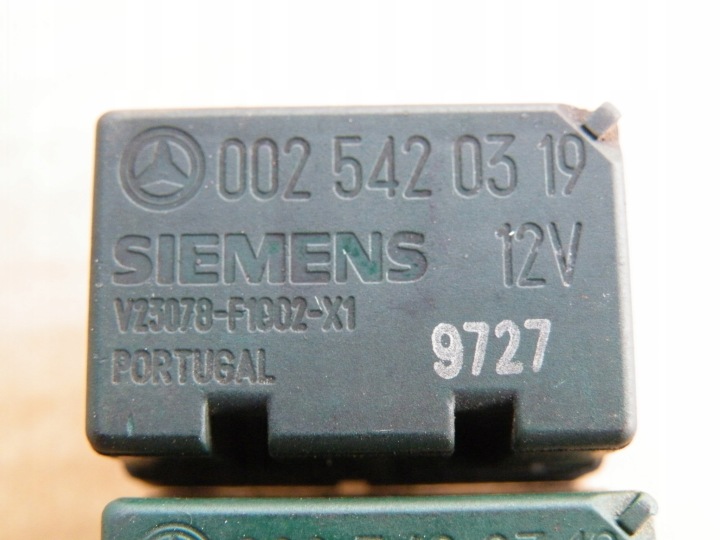 фото №7, Mercedes c класс w202 реле 12v 0025420319
