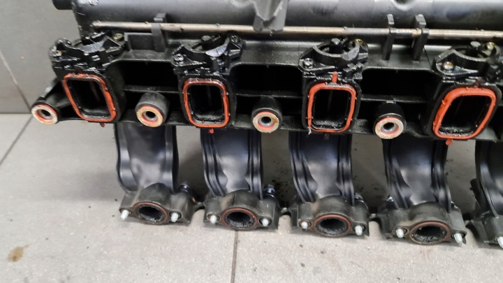фото №9, Колектор впускний  bmw 7 e65 рестайлінг 3.0d 7790700