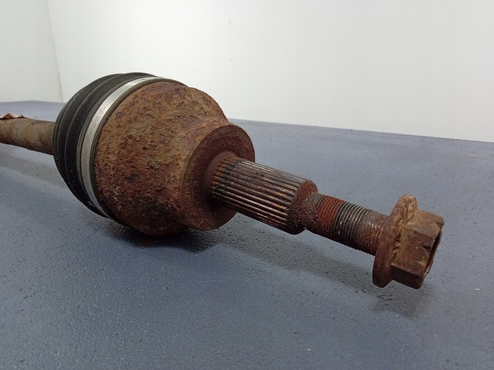 фото №4, Cherokee wk2 3.0 crd піввісь права перед