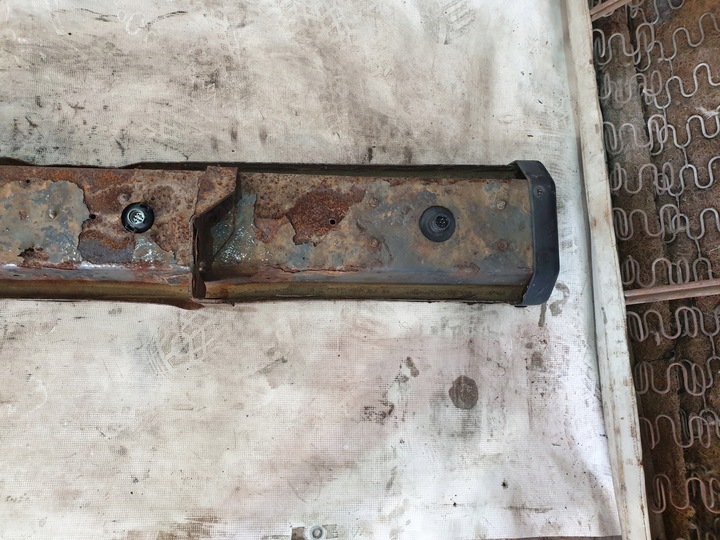 фото №11, Балка бампер зад iveco daily vi євро 5 18r