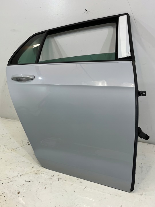 фото №1, Дверь правый зад vw golf vii 5d hb lb9z идеальные ! оригинал ! новое ! комплект