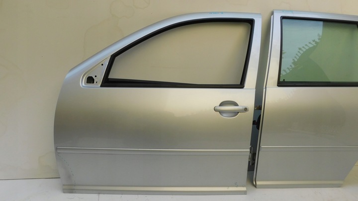 фото №1, Дверь перед левая vw golf iv la7w hb 5d org