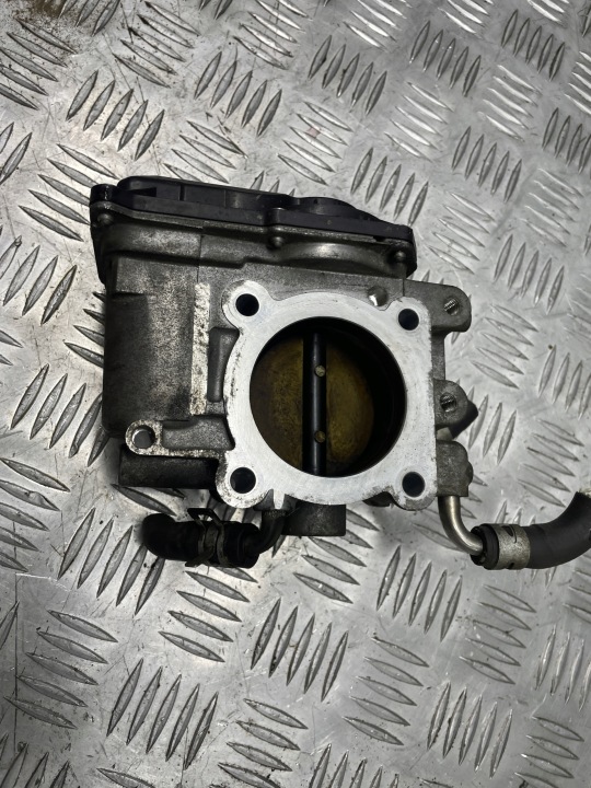 фото №8, Дроссельная заслонка 22030-28050 toyota avensis t25 рестайлинг 2.4vvti