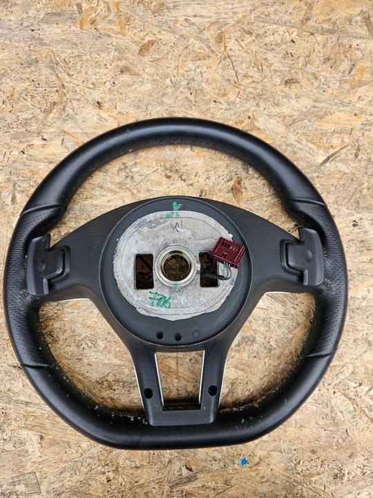 фото №12, Mercedes e w207 руль многофункциональная a1724602703 лепестки