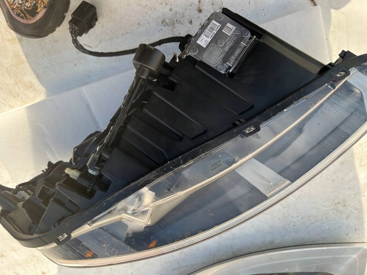 фото №12, Лампа ліва volvo xc60 v60 s60 2010 ксенон поворотний