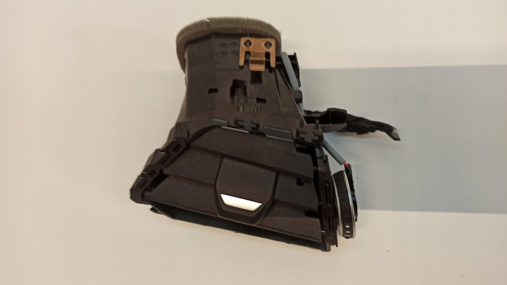 фото №5, Bmw g20 решётка воздуховод 6848619