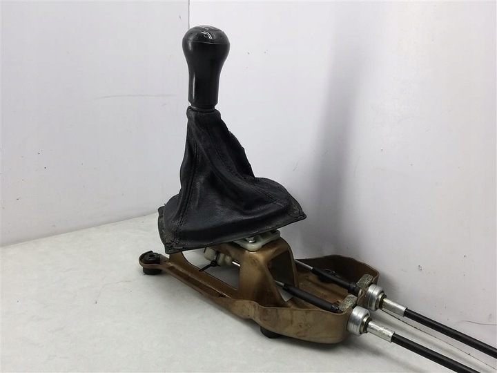 фото №10, Механизм изменения коробки передач домкрат hyundai santa fe i 2000-2006 2,4 b оригинал