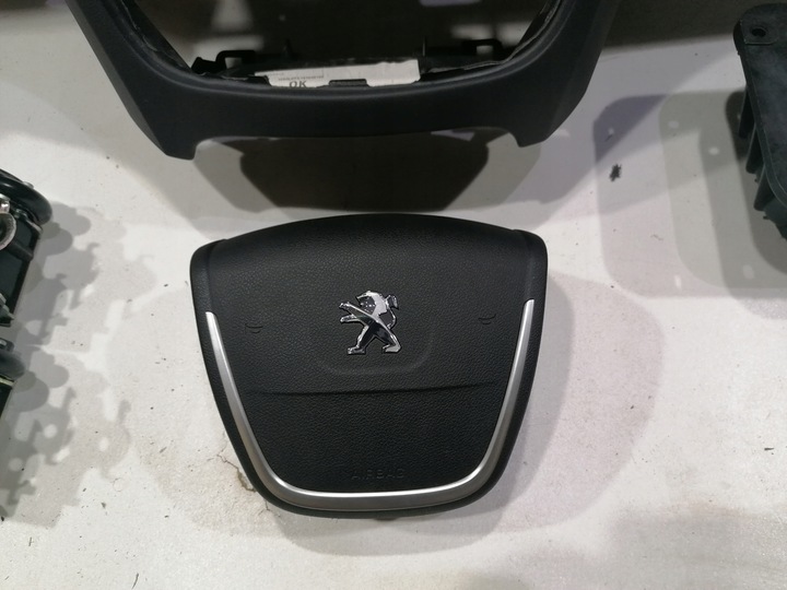 фото №6, Peugeot 508 i 2011-2017 панель консоль подушка безпеки подушки ремені