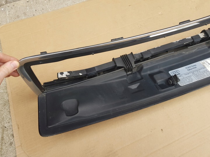 фото №11, Решётка решётка радиатора перед / audi a2 99-03 / дорестайлинг / красивая / комплектная