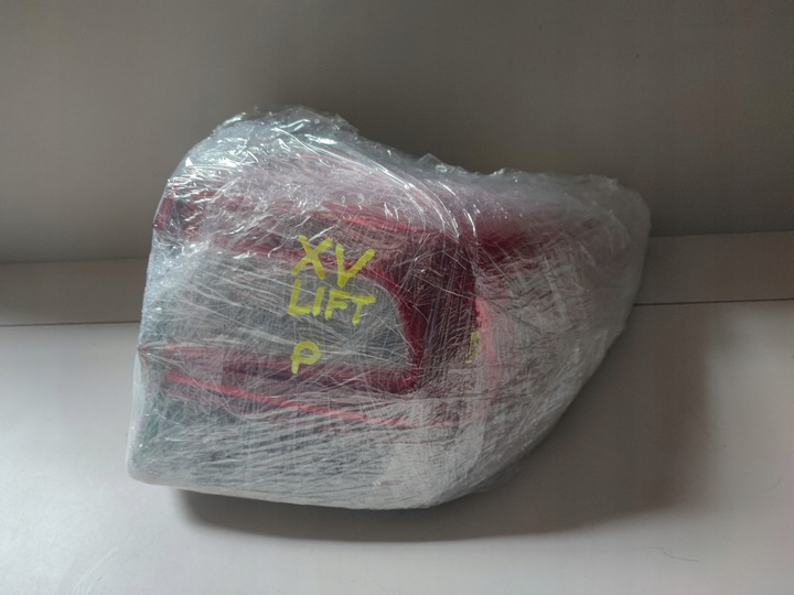 фото №10, Лампа праві зад задня права subaru xv рестайлінг європа 84201-fl041