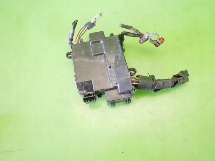 фото №5, Коробка запобіжників mazda xedos 6 2.0 v6 94-97