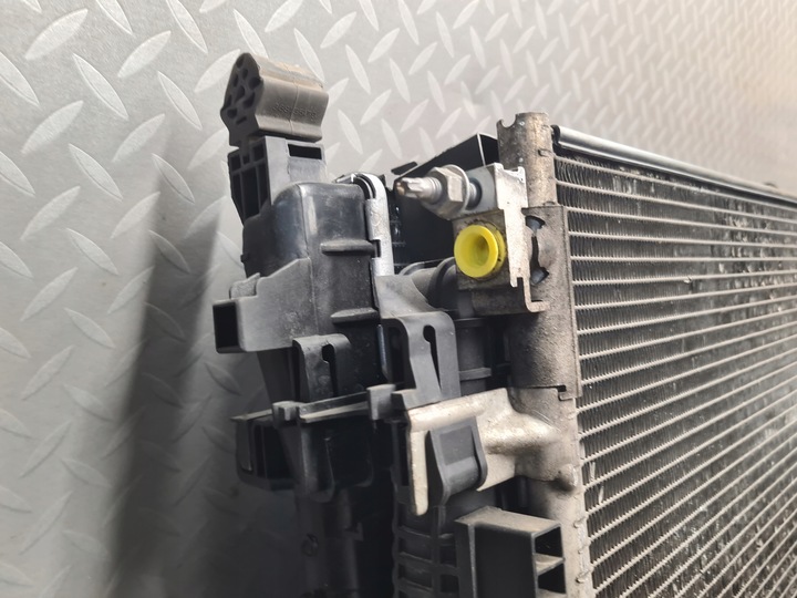 фото №13, Astra iv j 1.6 turbo радиатор вентилятор набор комплект автомат