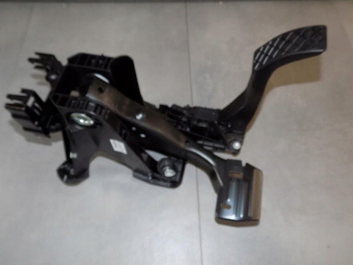 фото №1, Vw arteon педаль тормоза 5q1723058bq