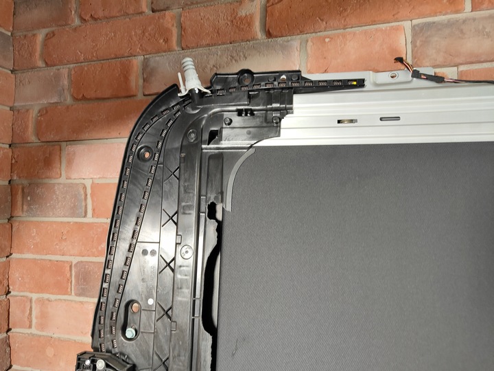 фото №10, Люк стеклянный крыша панорама bmw u06 active tourer